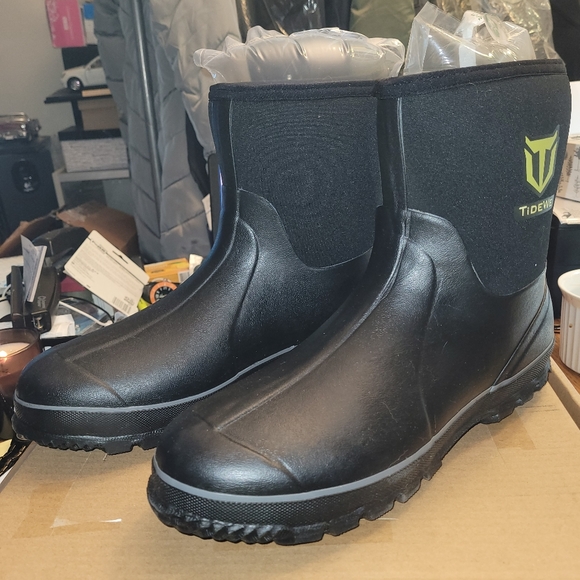 Man's rubber boots - Picture 2 of 8